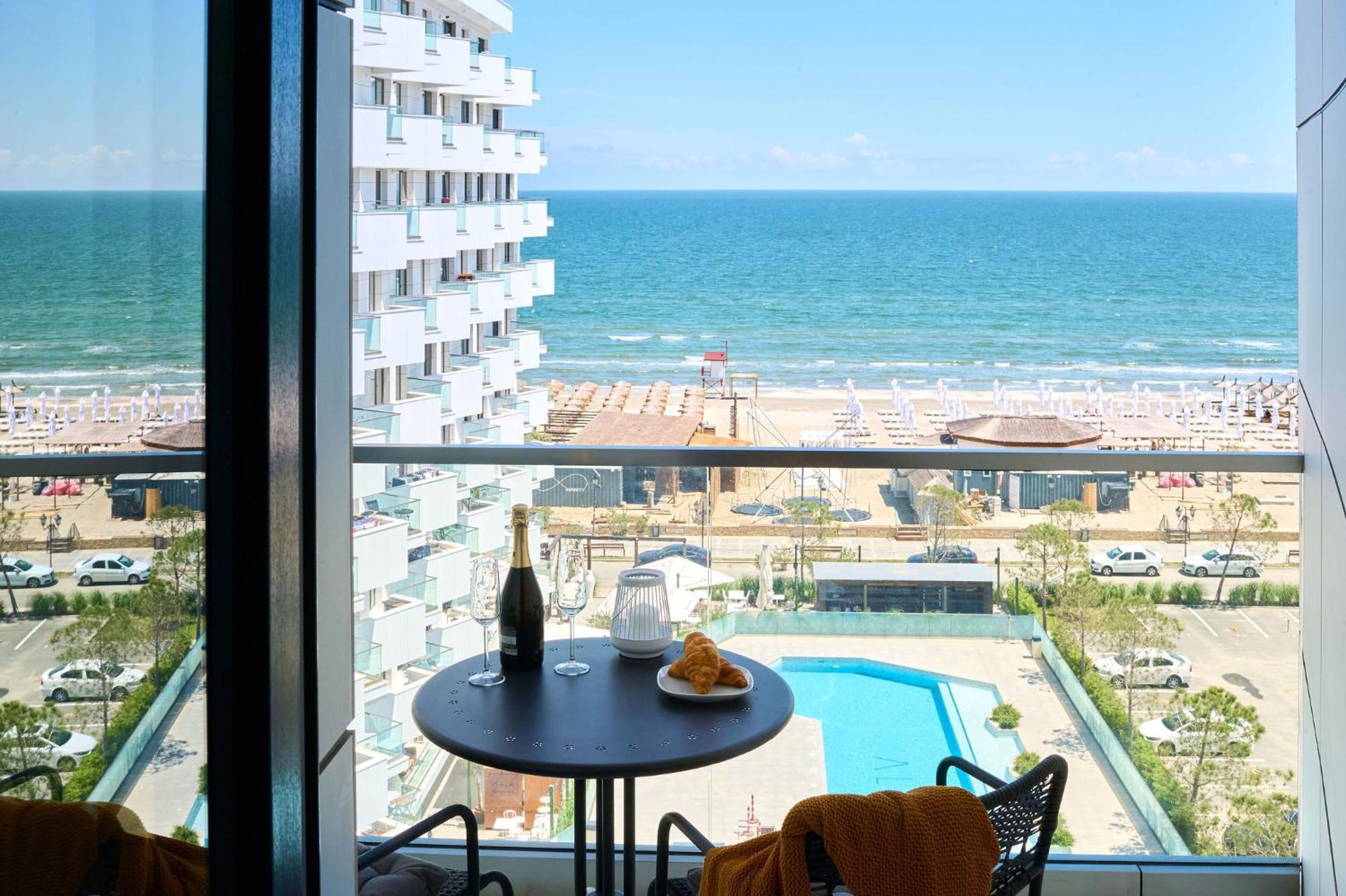 Mira Studio In Infinity Beach Resort - Parking Mamaia Exterior foto