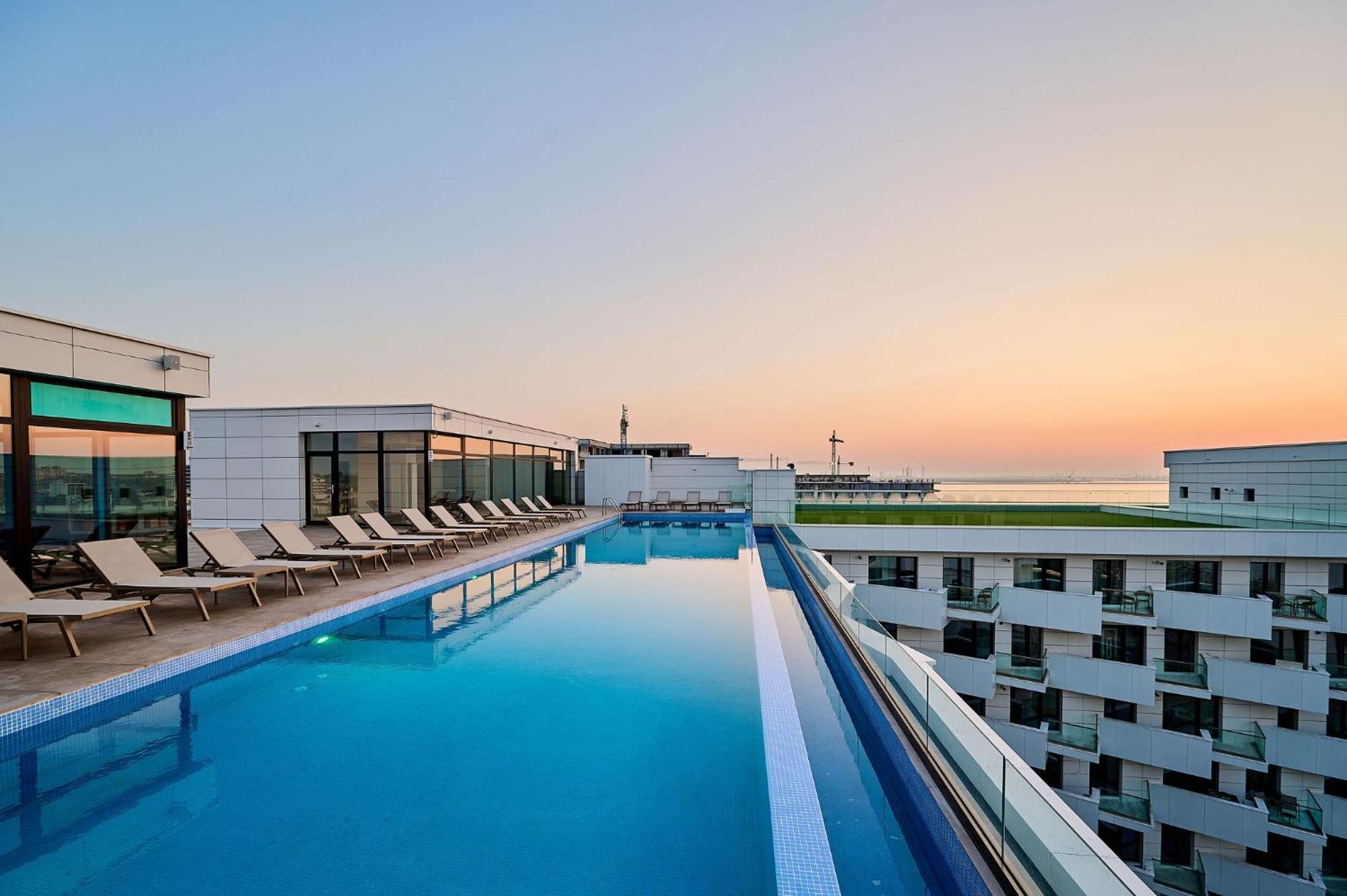 Mira Studio In Infinity Beach Resort - Parking Mamaia Exterior foto