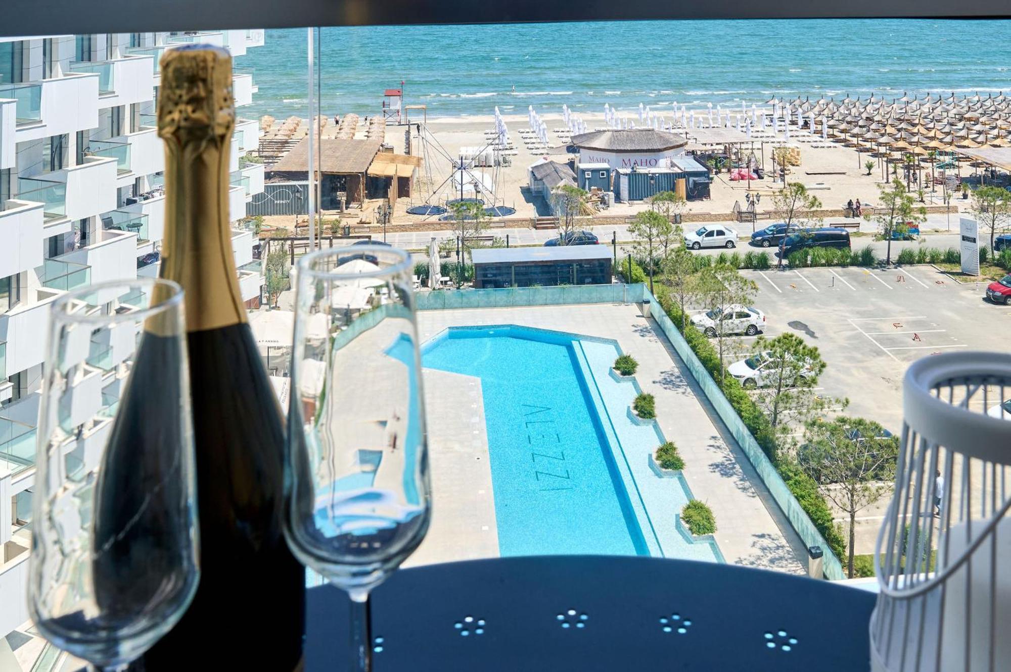 Mira Studio In Infinity Beach Resort - Parking Mamaia Exterior foto